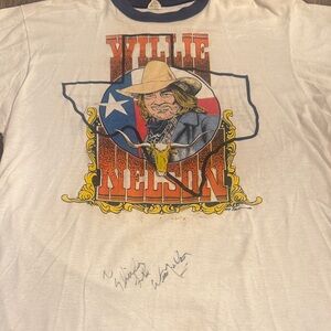 Vintage Willie Nelson SIGNED White Graphic T-Shirt